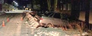 В результате ДТП в Новгородской области водитель легкового автомобиля получил травмы